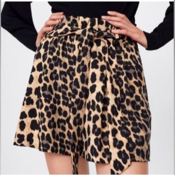 Zara Shorts Paper Bag Waist High Rise Animal Print Size XS - Picture 2 of 9